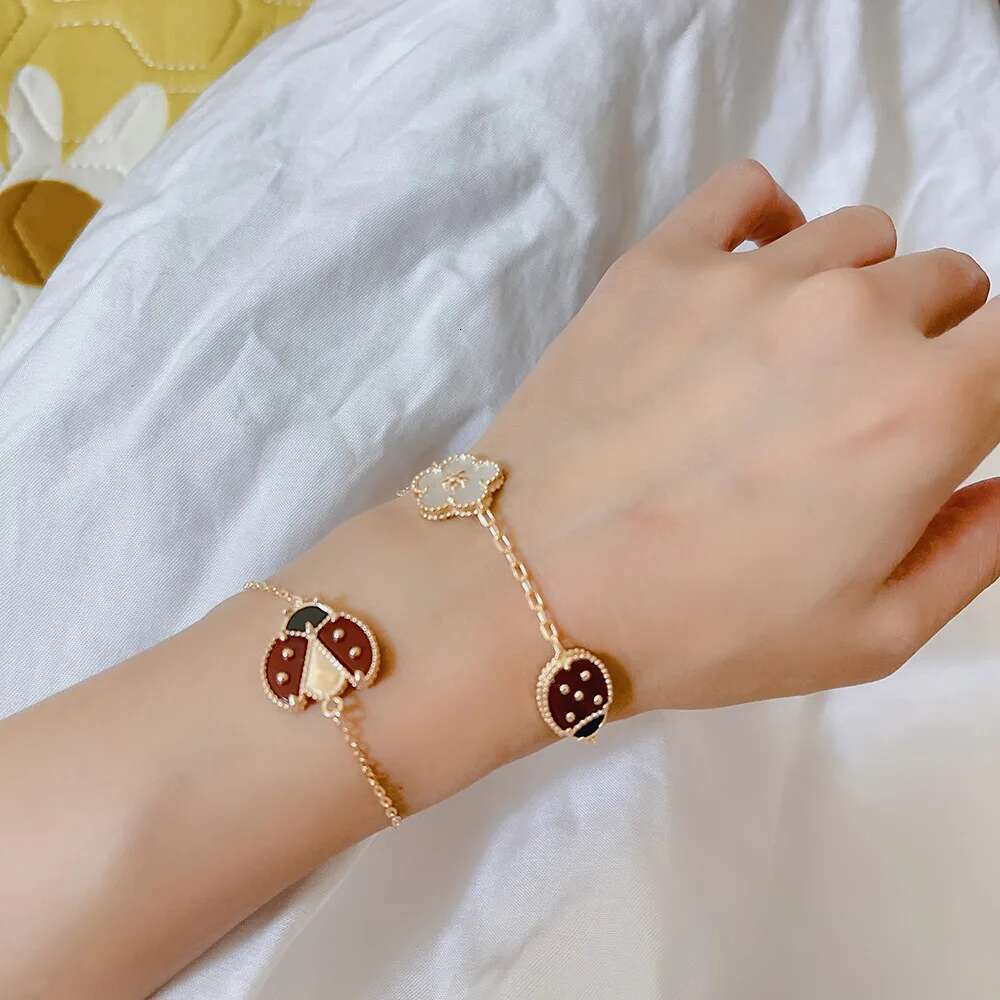 New Popular Beetle Plum Blossom Bracelet Womens Temperament Sweet Romantic Rose Gold S Sterling Sier Fritillaria Red Agate