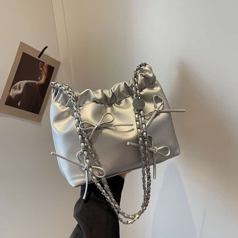 ac French niche pleated design portable small for women 2023 new summer minimalist bucket fashion crossbody bag