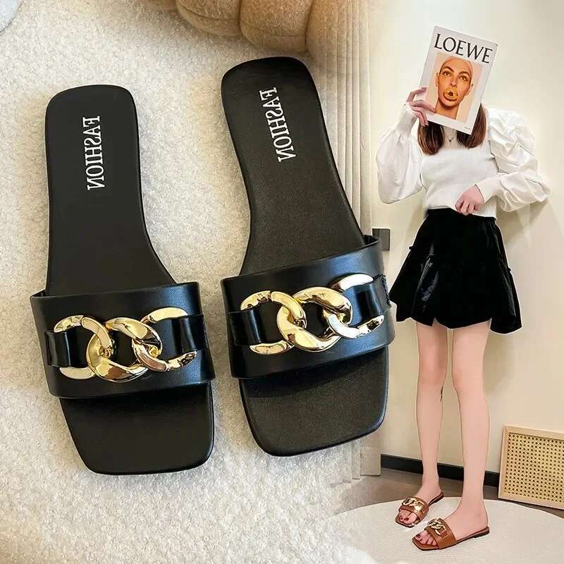 2025 Summer New Women's Slippers Roman Designer Fashion Solid Color Flat Sandals Women's Soft soled Shoes Breathable Beach