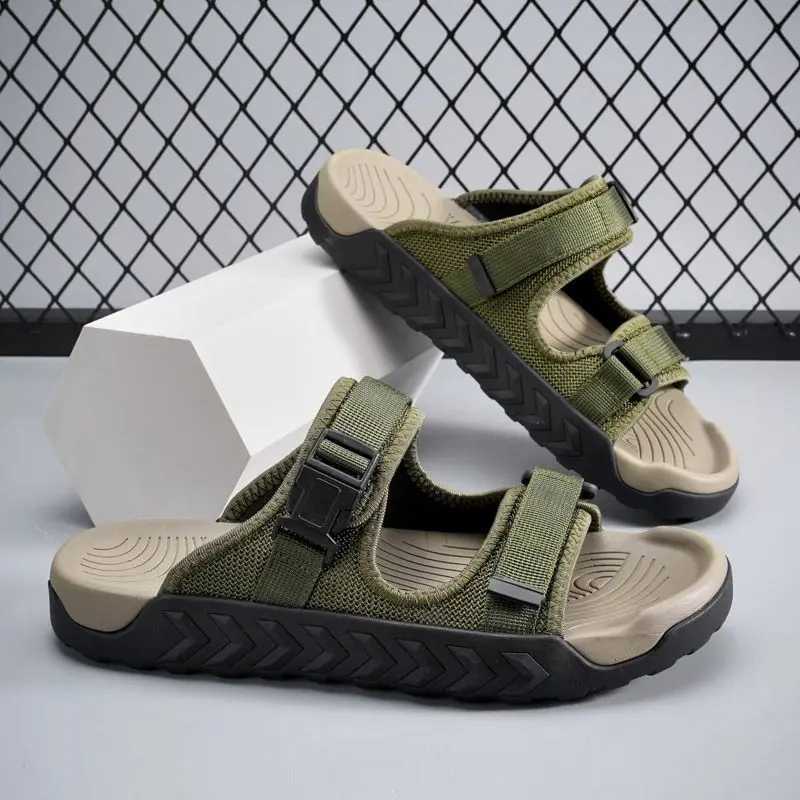 Mens sports slippers outdoor thick soled breathable slippers beach sandals summer casual shoes mens comfortable sandalsXJ250326