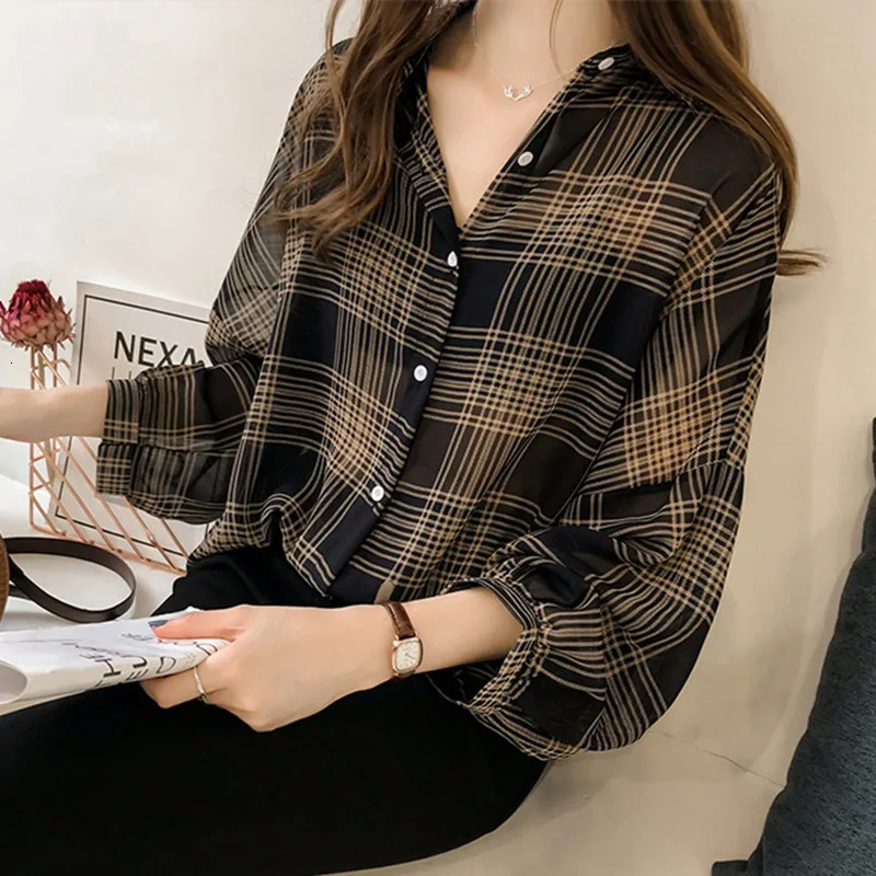 Womens loose plain shirt autumn coat womens long sleeved Hong Kong style top casual Korean polo 250326