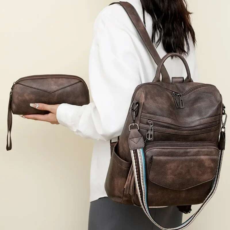 Fashion Designer Travel Bag For Large Anti-Theft Leather Ladies Shoulder Bags With Tassel Two-Toned Brown Backpack Women