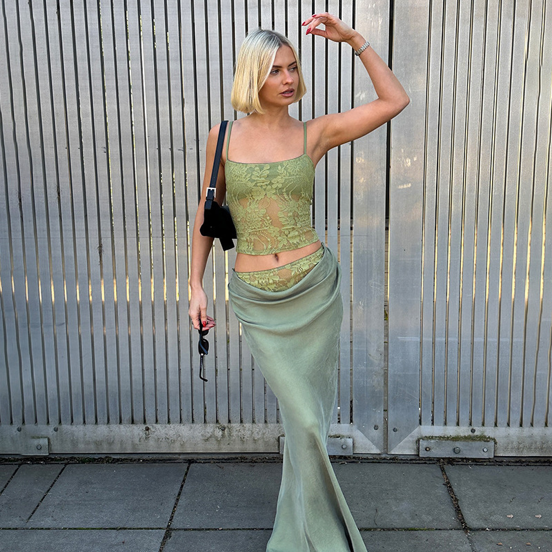 2025S Fashion Designer F ST Style Women S Autumn And Winter Lace Backless Strapless Strap Patchwork Pleated Hip Bag Skirt Set