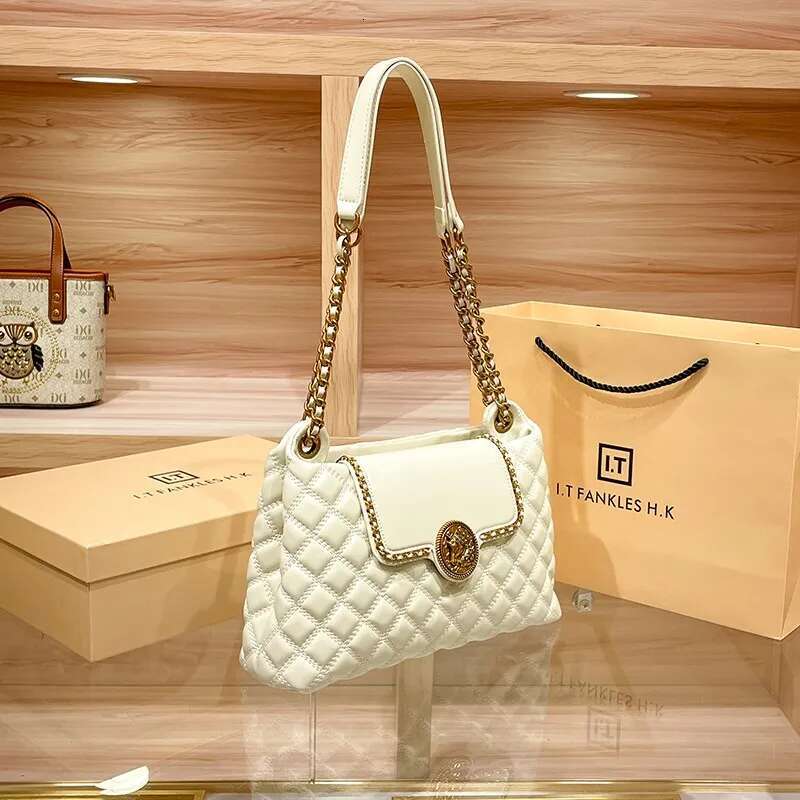 Brand Genuine Leather Chain For Women In 2024, New Designer With A Sense Of , Large Capacity Underarm Shoulder Bag