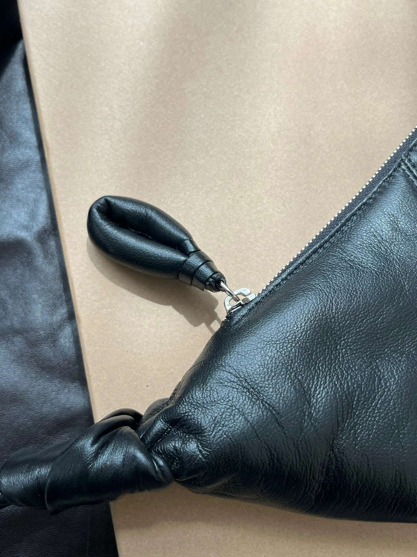 Sheepskin Genuine Leather Women Cross Body Crossbody Bags Three Sizes Large Ladies Cow Horn Underarm Bag Mini 24Ss