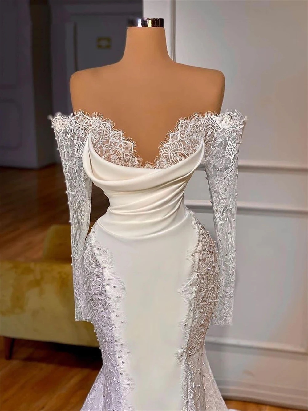 Elegant Mermaid Wedding Dress Off Shoulder Long Sleeves Bridal Gowns Lace Pearls Sweep Train Dresses Custom Made vestidos de novia
