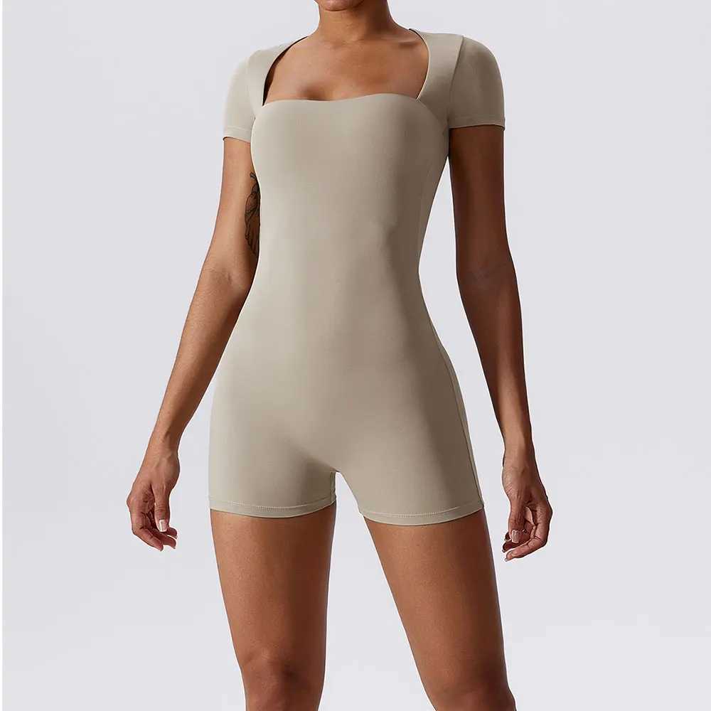 Summer yoga set womens short sleeved sportswear short sleeved gym clothing push up training fitness yoga tight fitting sportswear W250326