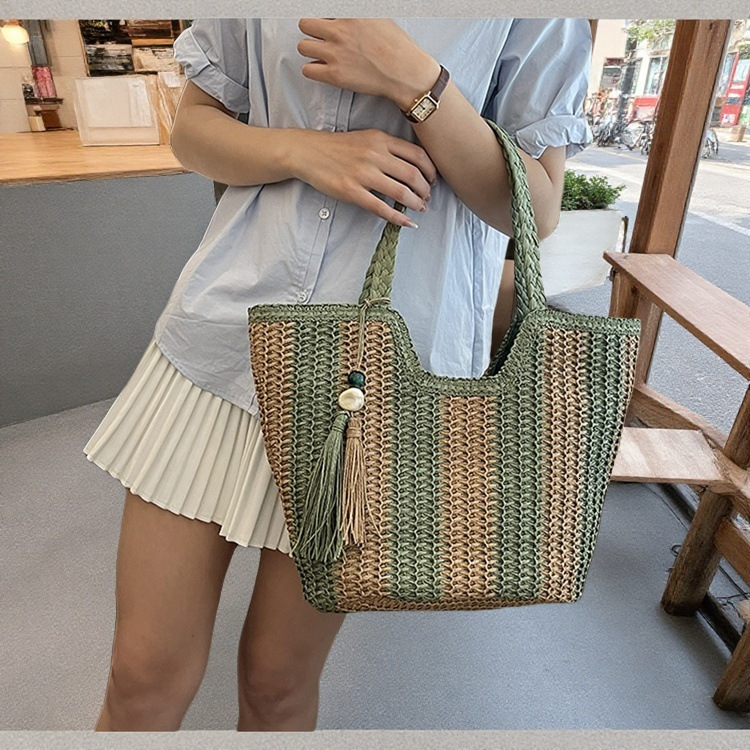 Designer 2025S shoulder beach new grass woven tote Korean version fashionable women bag vegetable basket handbag