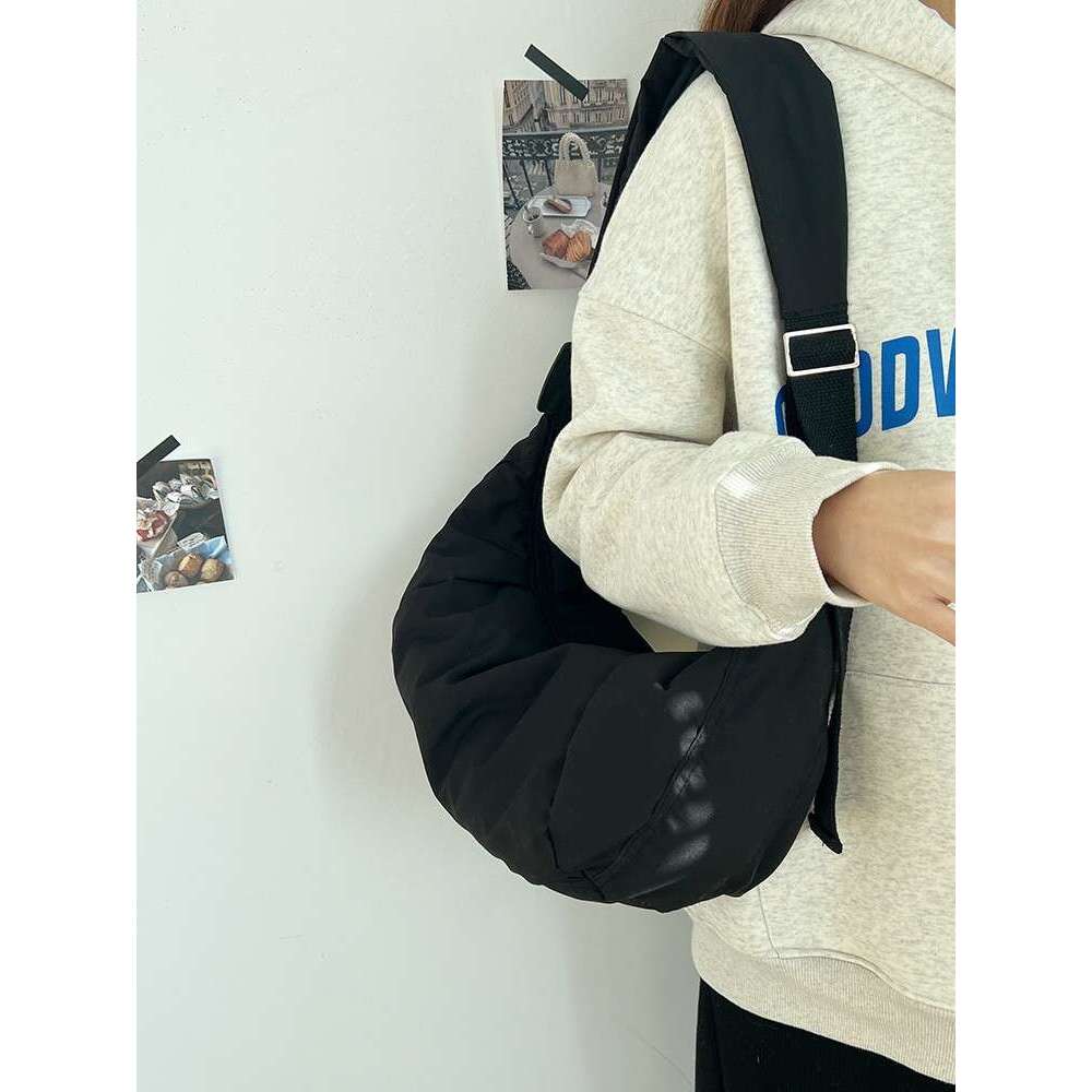 Cross for women 2022 autumn winter new item, large capacity dumpling bag, down cotton casual simple and versatile shoulder bag