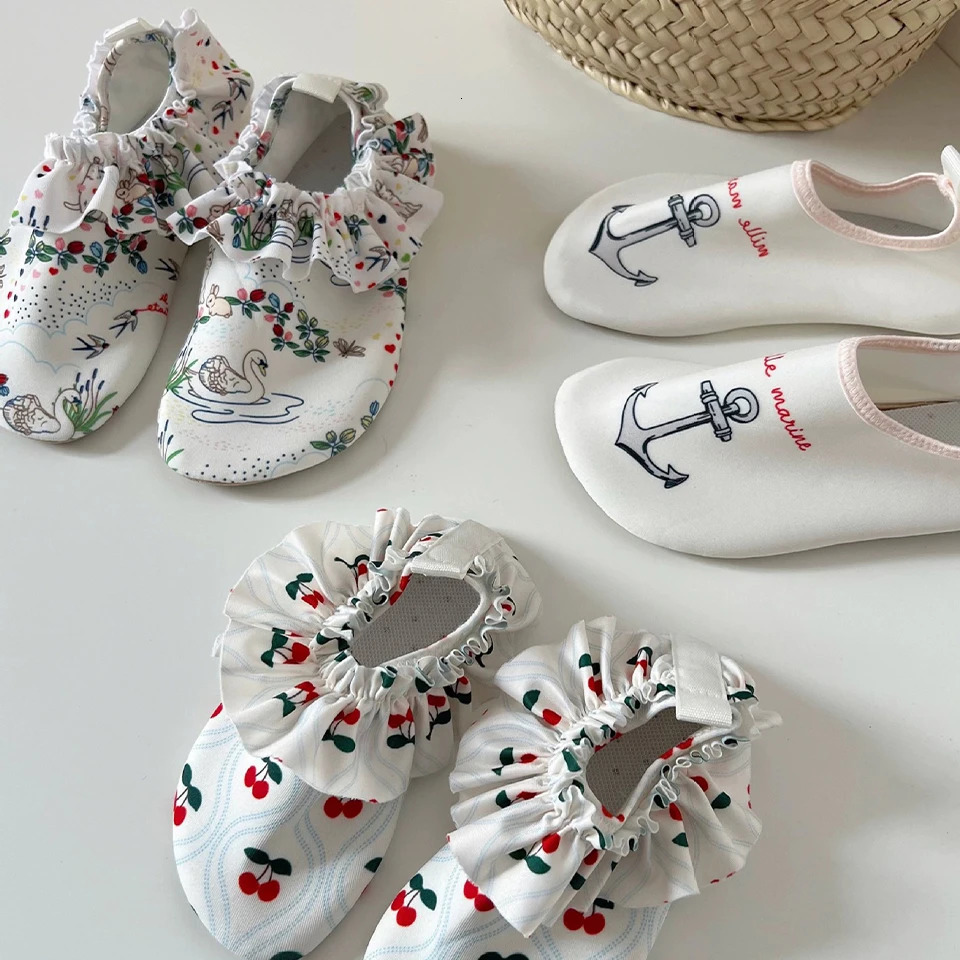Baby Boy Girl Beach Shoes KS Children Print Water Sports Sneakers Swimming Aqua Barefoot Shoes Kids Indoor Outdoor Slippers 250326