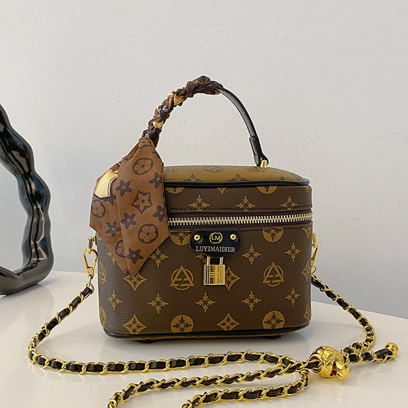 Designer Handbags: Chic Printed Chain Box Bag, Fashionable Women's Crossbody & Shoulder Bag New Free Delivery Designer Bag