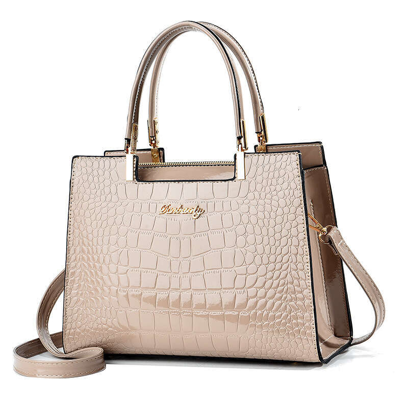 64 Women's 2025 new versatile high-end feel women's atmospheric mother's one shoulder handbag