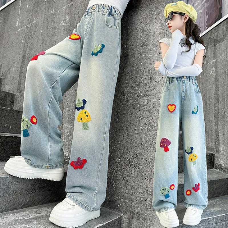 Teenage Girl Jeans Spring and Autumn 2025 Childrens Cute Mill Mushroom Embroidery Trouser Childrens Straight Leg Loose Wide Leg JeansT250326