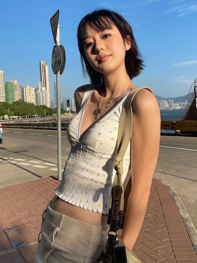 Summer Y2k Aesthetic V Neck Sexy Print Tank Top Women Sleeveless Streetwear Patchwork Tanks Harajuku Pleated Cropped Tops 250321