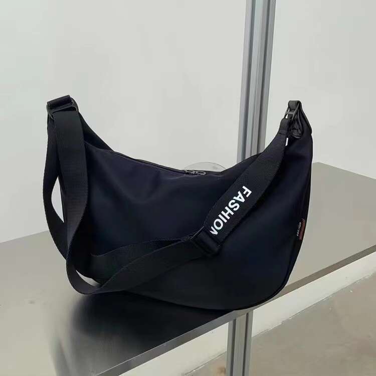 Small and simple cross body dumpling new casual sports style Oxford cloth shoulder bag with large capacity for women's bags