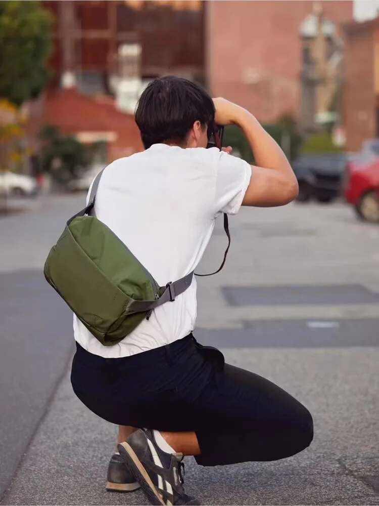 Australian Venture Sg 9L Explorer Chest Large Capacity Waterproof Shoulder Crossbody Bag