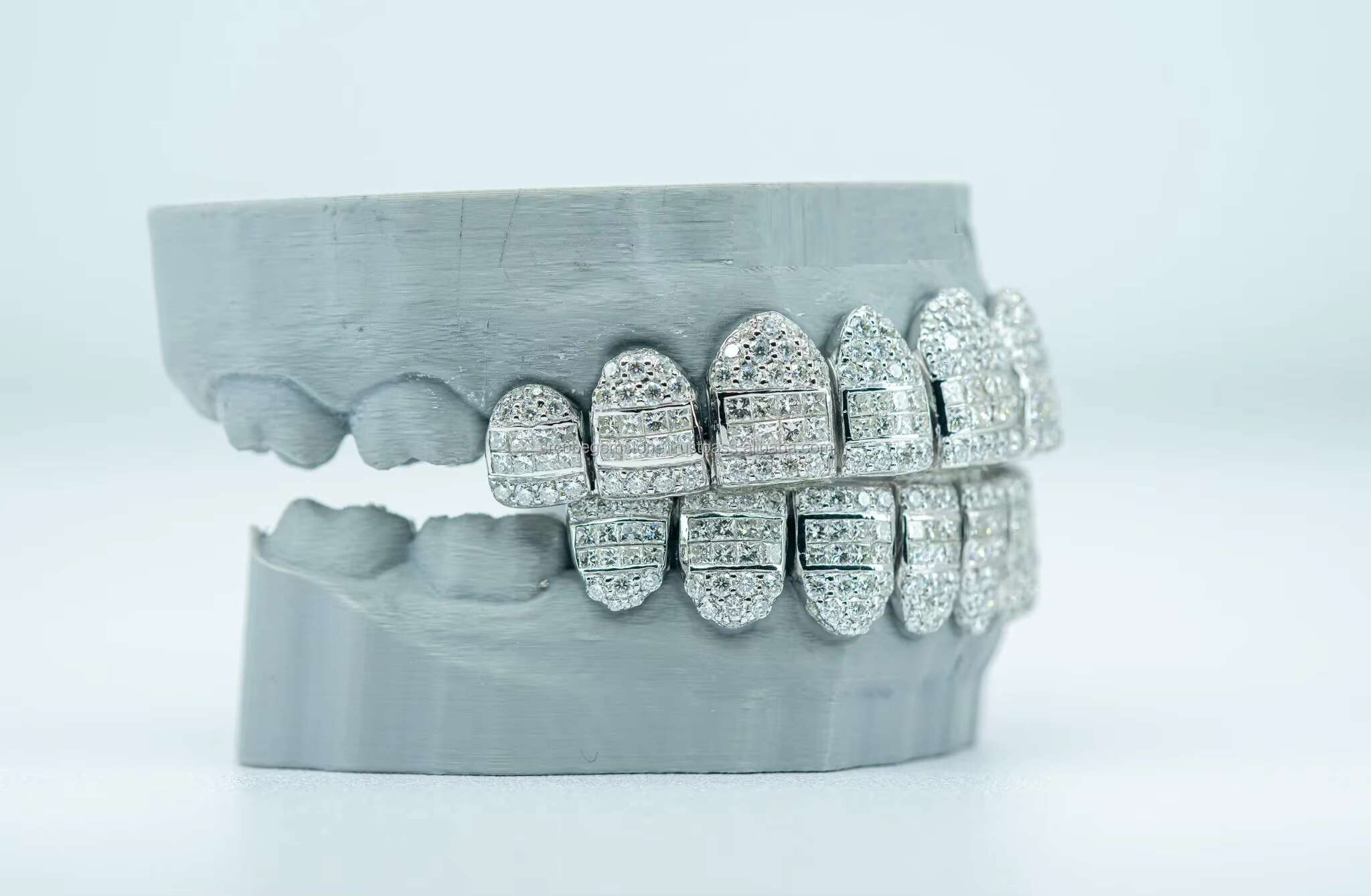 Custom VVS Iced Out Moissanite Round and Princess Cut Mixed Invisible Set Diamond Teeth Grillz Top Bottom Silver Jewelry for Men