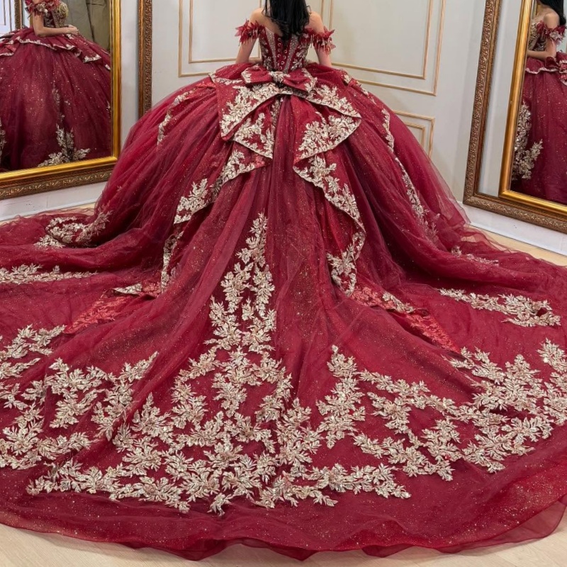 Red Shiny Quinceanera Dresses Off Shoulder Ball Gown Sweet 16 Dress Beading Appliques Lace Bow Tull Corset Birthday Party Vestidos De 15 Anos
