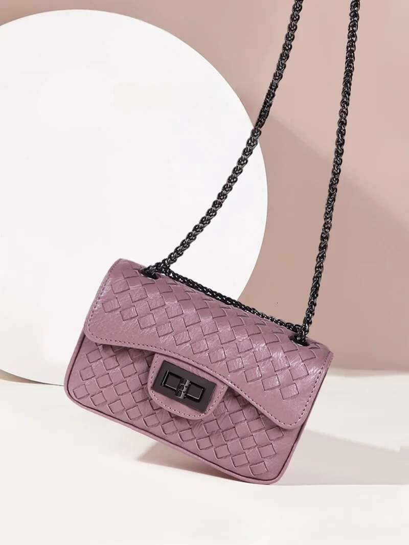New Fashion Knitted Small Square Texture Chain Trendy Versatile Shoulder Simple Large Capacity Solid Color Crossbody Bag