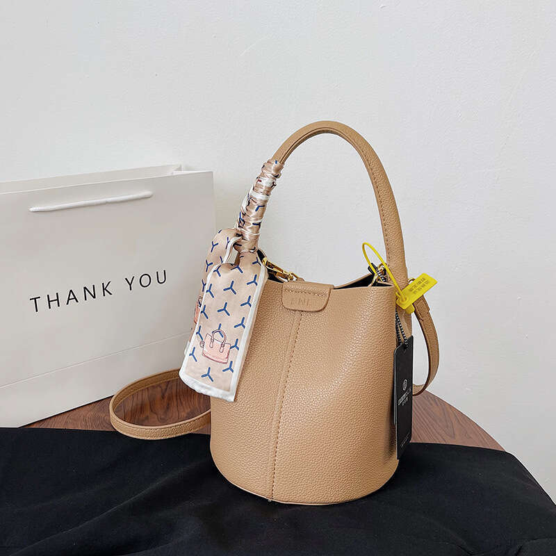 5f Korean style bucket portable vegetable basket, textured women's simple and large capacity, one shoulder crossbody bag, live broadcast