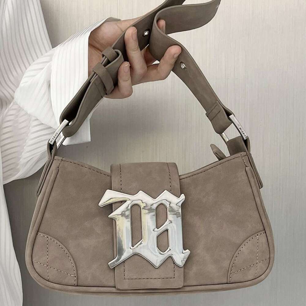 47 2025 autumn and winter new niche design women's suede leather single shoulder handbag 2K millennium spicy girl armpit bag