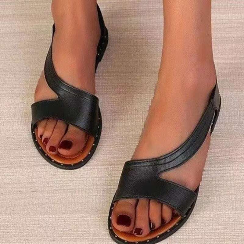 New Summer Women's Leather Pu Flat Casual Sandals Woman Flip-ps Fashion Comfortable Outdoor Female Roman Shoes