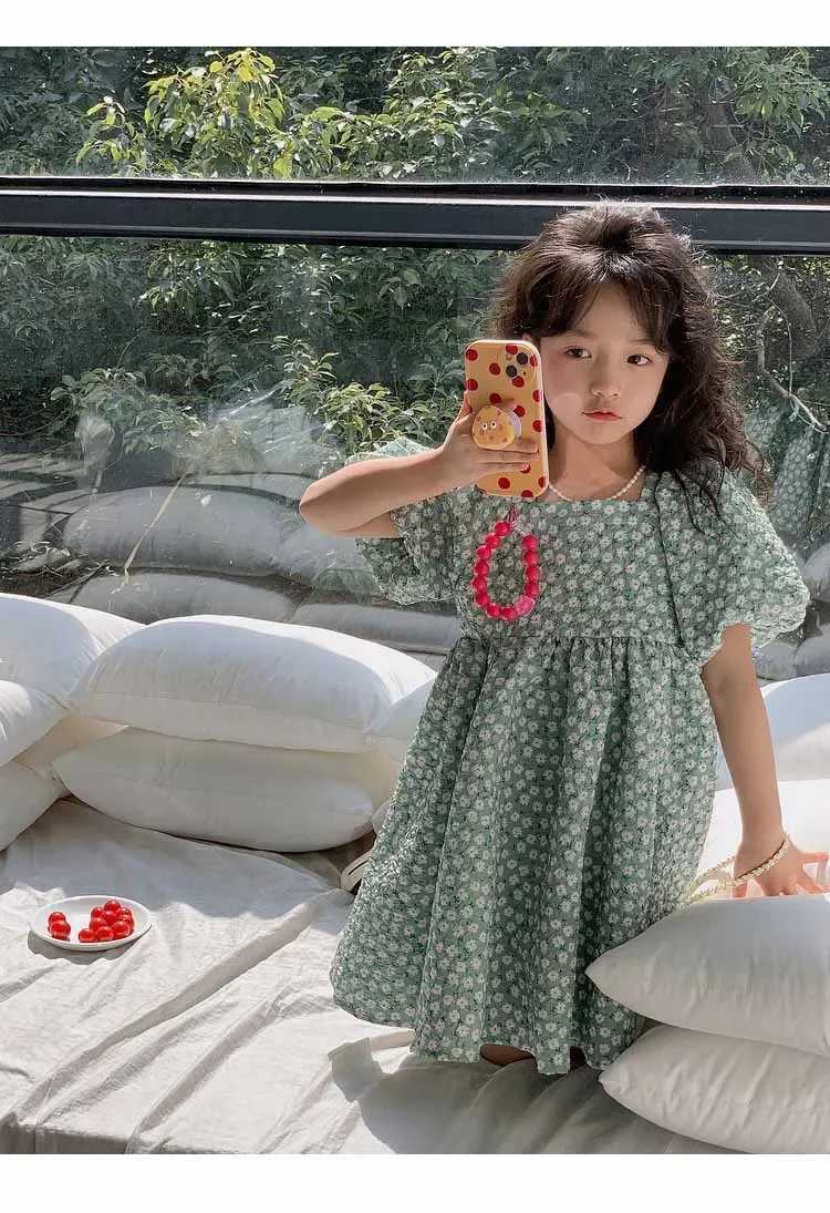 Girls casual dress with floral print and fluffy sleeves floral girls dress with square neckline childrens clothing for 3 to 7 years W250326