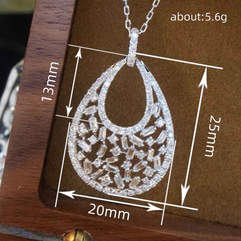 2025 Elegant Sparkling Vintga Jewelry 925 Sterling Silver Fill Princess Cut White Topaz CZ Diamond Elegant Party Eternity Women Clavicle Gift