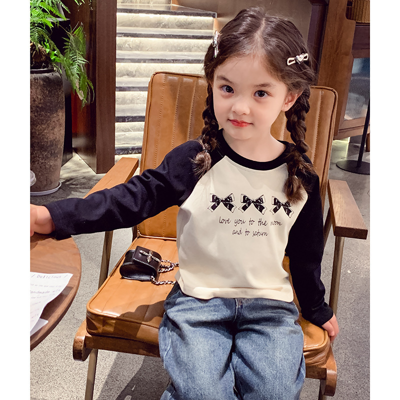 Ddmyshoesvip Girls Long Sleeved T Shirt For Spring New Stylish Children S Raglan Sleeves Contrasting Color Top Girls Versatile Base Shirt