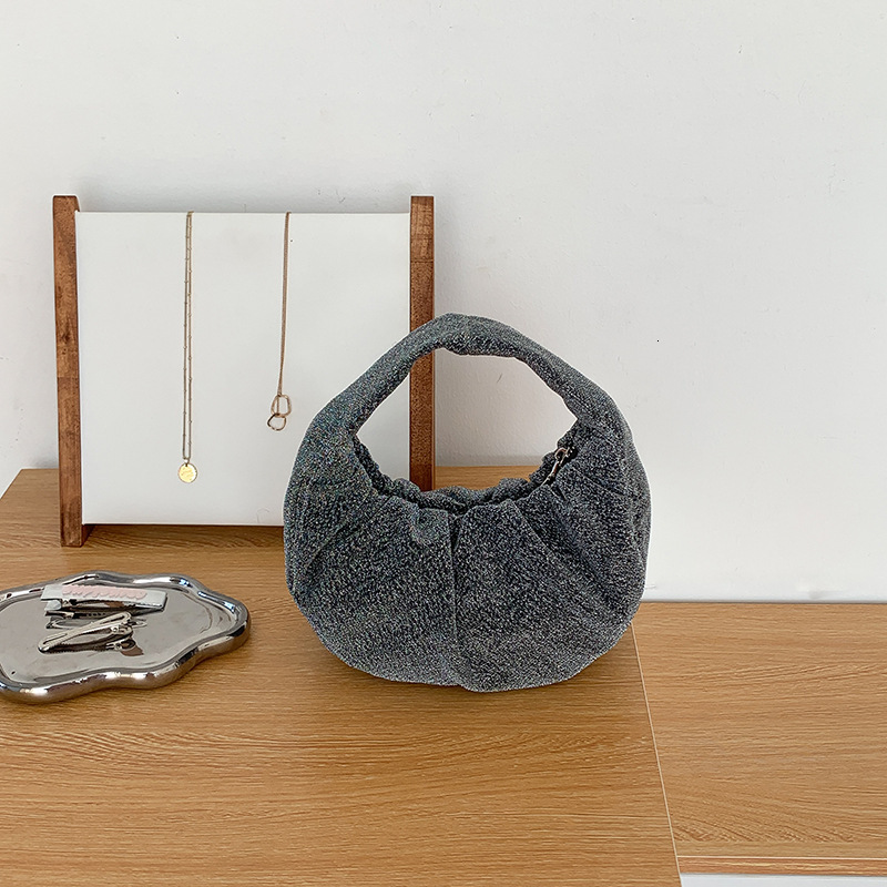Korean Version Of Fold 2025 Spring And Summer New Hand Crescent Bag Niche Design High-grade Sense Of Lightweight All-match Handbag Female Designer Bag