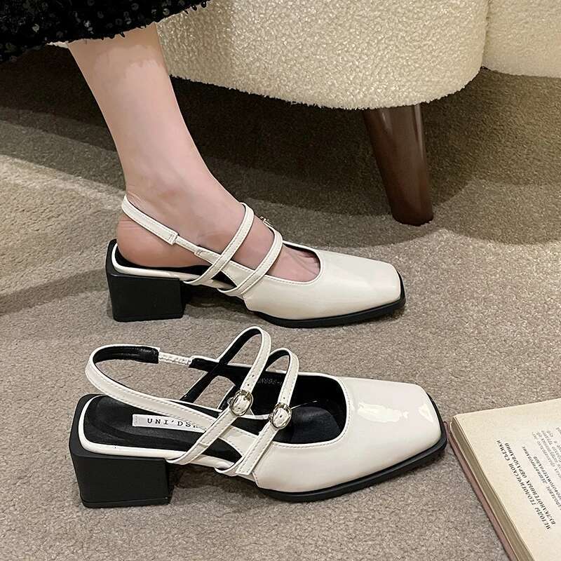2025 Summer Design Heel Women Sandal Fashion Narrow Band Dress Singbacks Shoes Ladies Outdoor Patent Leather Sandalias