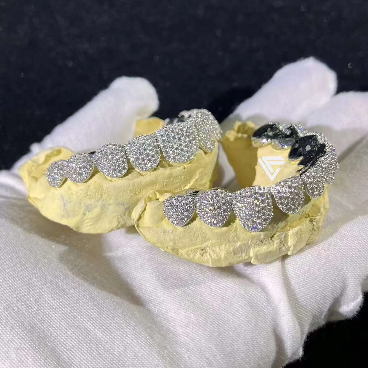 Deep Perm Cut Grillz Custom VVS Moissanite Hip Hop Grillz 16/20 Teeth 14K 18K White Gold Plated Diamond Iced Out Grillz Jewelry