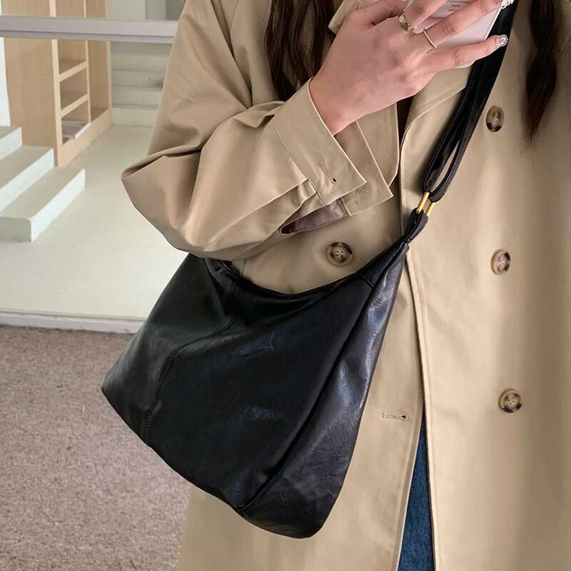 Maillard Crossbody for Women 2025 New Trendy Korean Edition Tote Versatile Large Capacity Shoulder Bag