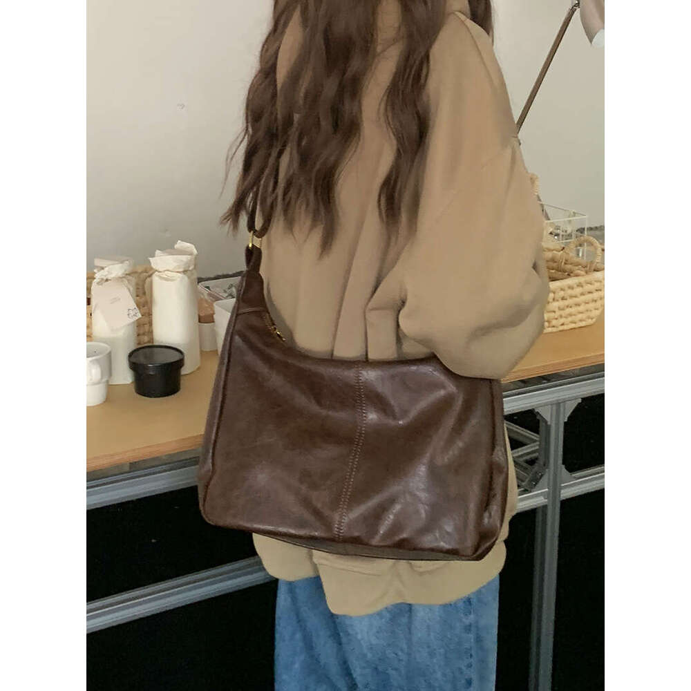 Maillard Crossbody for Women 2025 New Trendy Korean Edition Tote Versatile Large Capacity Shoulder Bag