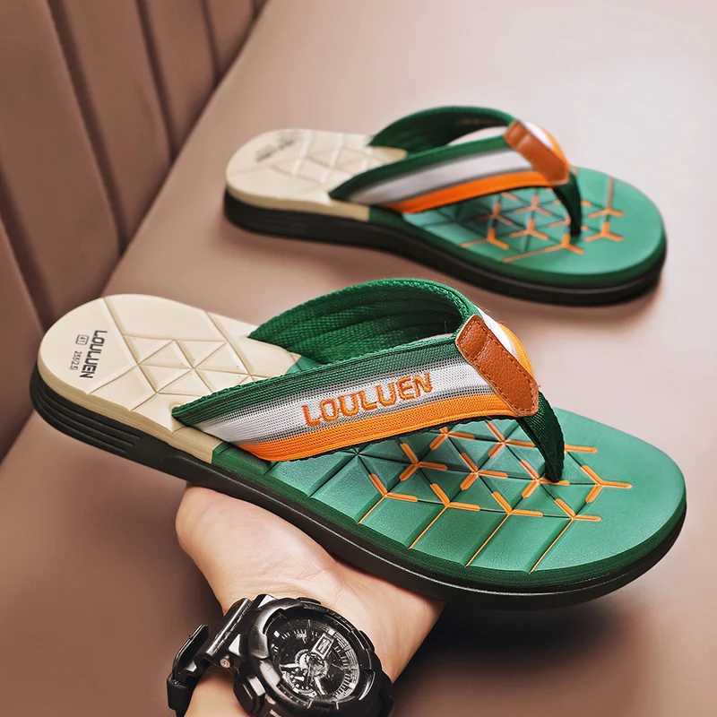 Hot selling mens flip top outdoor leisure beach soft light N-Slip shoes summer skate mens shower 2024 Zapatos HombreXJ250326