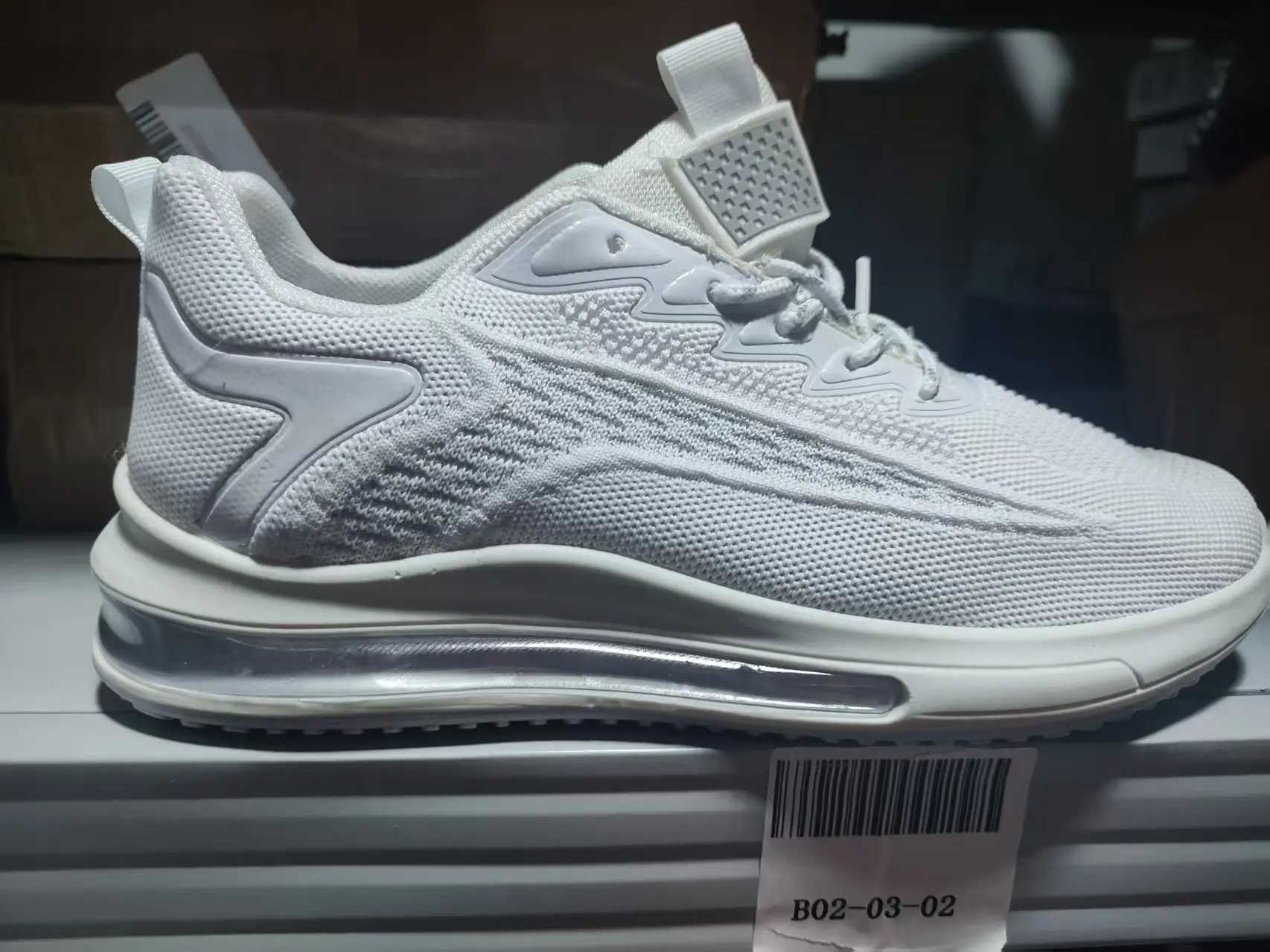 Mens casual sports shoes light sports shoes e outdoor breathable mesh black running shoes sports jogging training shoesC250325
