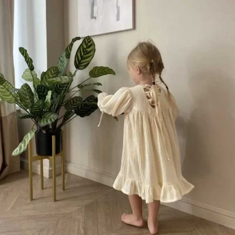 Girls solid color dress 2023 spring/summer cotton linen lace UK sled temperature casual simple A-line dress W250326