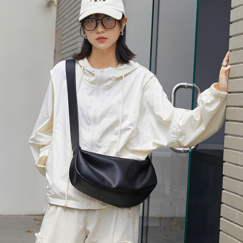 Women's Tote bag Soft leather dumpling bag Crossbody bag Underarm bag Casual wide strap shoulder bag 2025