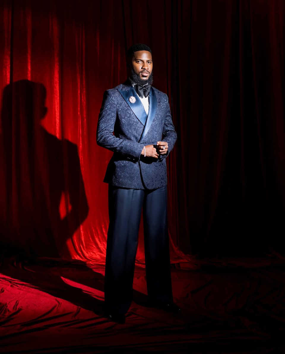 Jacquard Patterns Mens Tuxedos Handsome Double Breasted Party Birthday Groom Wear 2 Pieces Customized Cosplay Outfits