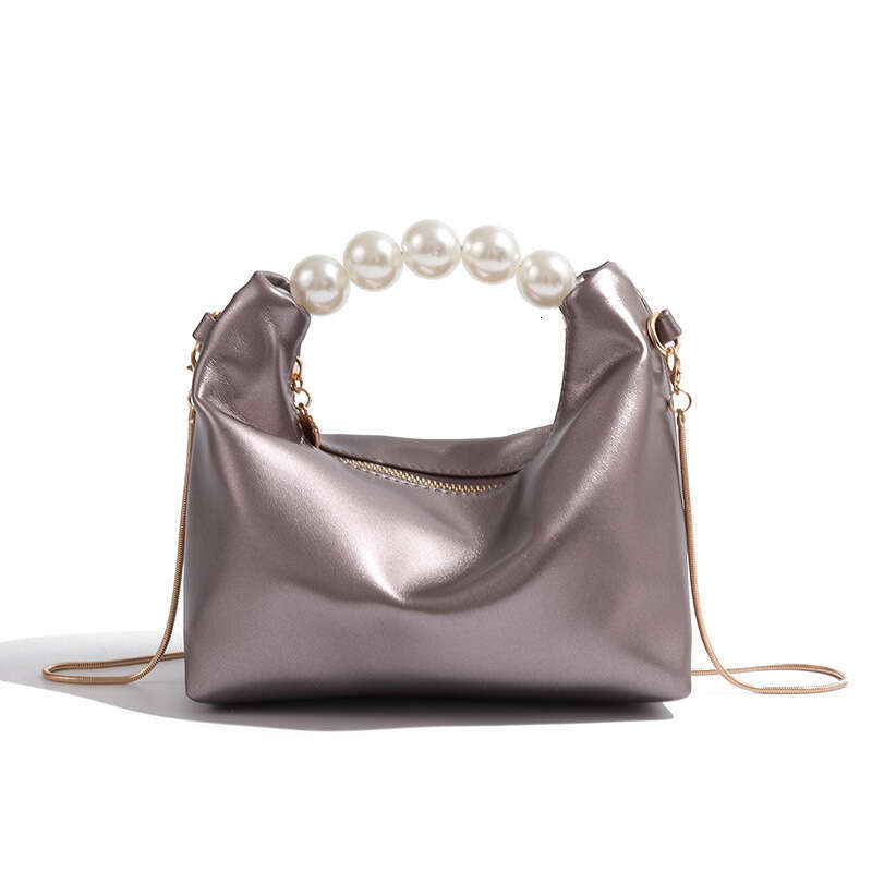 Small high-end pearl handbag, women's 2025 new mini chain shoulder crossbody small bag, dumpling bag