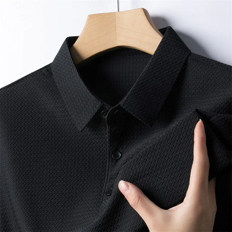 2024 Summer Mens Pineapple Grid Short Sleeve Polo Shirt Casual Fashion Breathable Comfortable Tshirt 250326