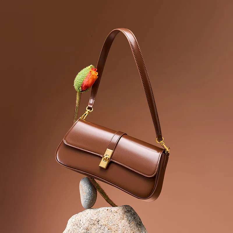 2025 New fashion Underarm Cowhide Genuine Leather Handbags Women Vintage Shoulder Bag Female Crossbody Bags