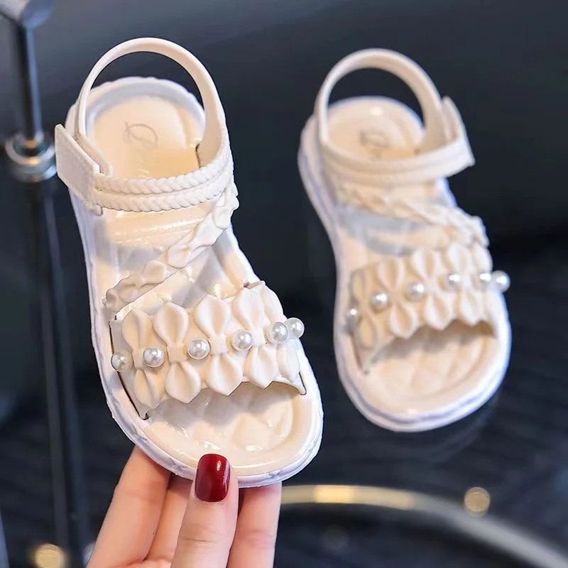 Girls Elegant Sandals - Versatile Stylish For IndoorOutdoor Beach-Ready Princess Shoes With Beaded Tassels Breathable Li 250326