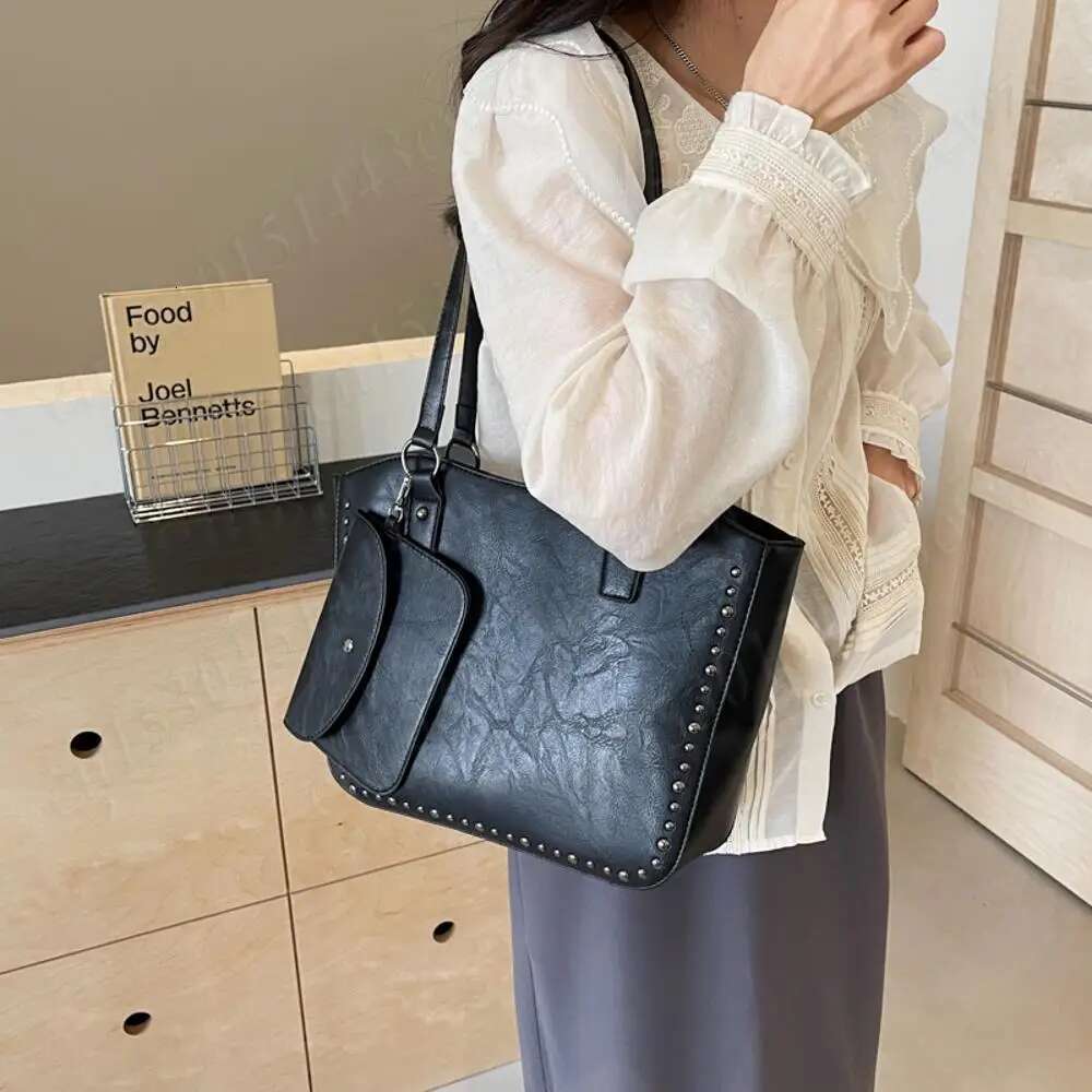 Tote Women W/Rivet Shoulder PU Leather Vintage Purse And Handbag Large Capacity Satchel Bag For Work Travel