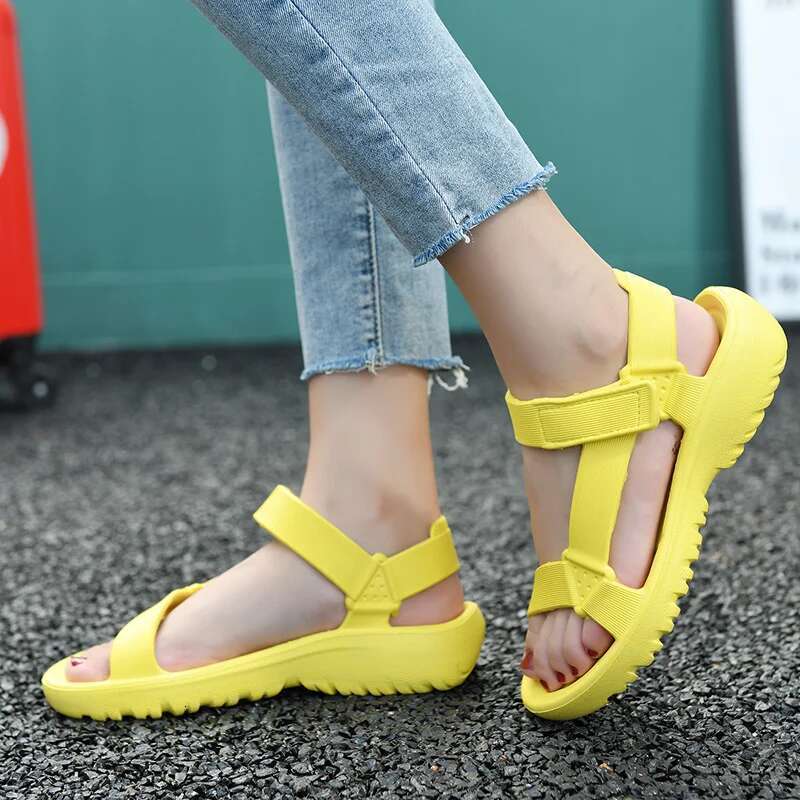 Womens Fashion Trend Anti-slip Wear-resistant Lightweoght EVA Flat Sandals Outdoor Beach Shoes for Women