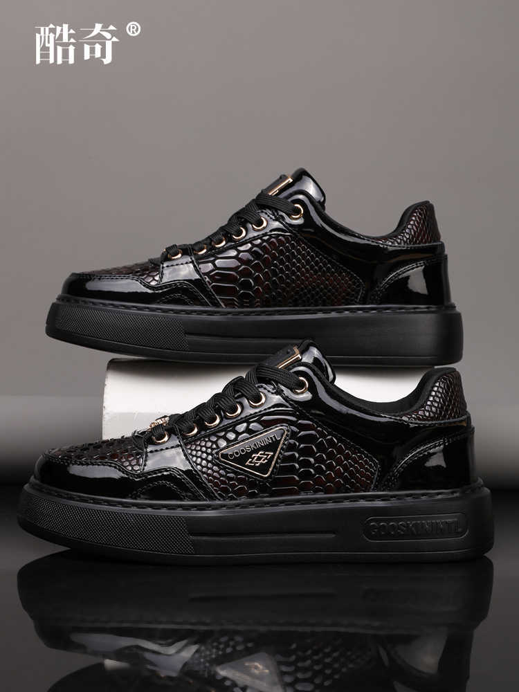 2025 Designer Shoes Casual sneakers Black Knight Shoes Black sneakers Casual shoes men and women of the same fashion cool black action light low help 