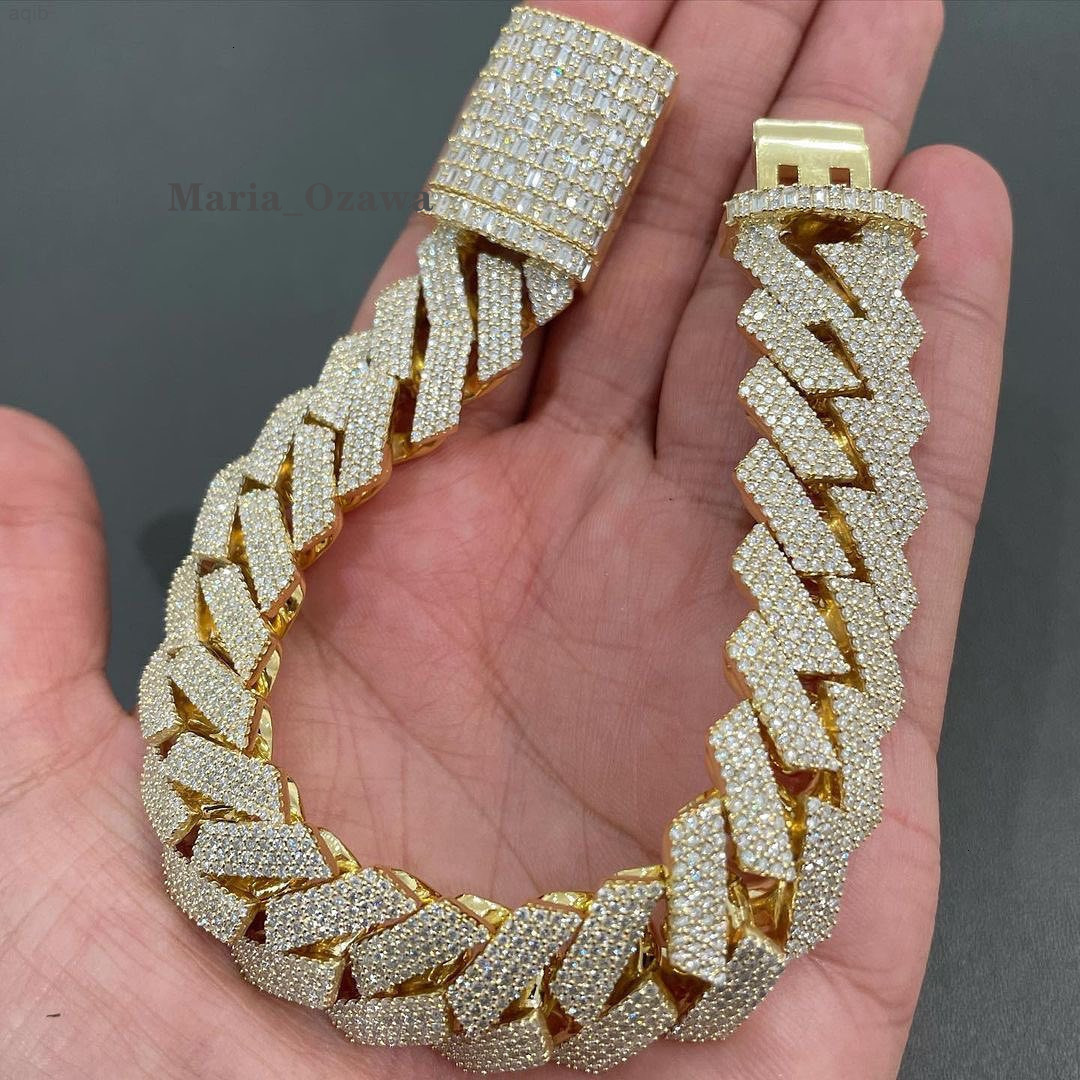 20mm Width Custom Iced Out Jewelry Bust Down Moissanite Cuban Chain Link Bracelet