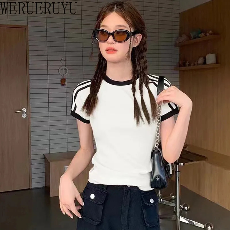 Summer solid T-shirt short sleeved Y2k top womens clothing Korean fashion black and white street clothing womens casual T-shirt 250321