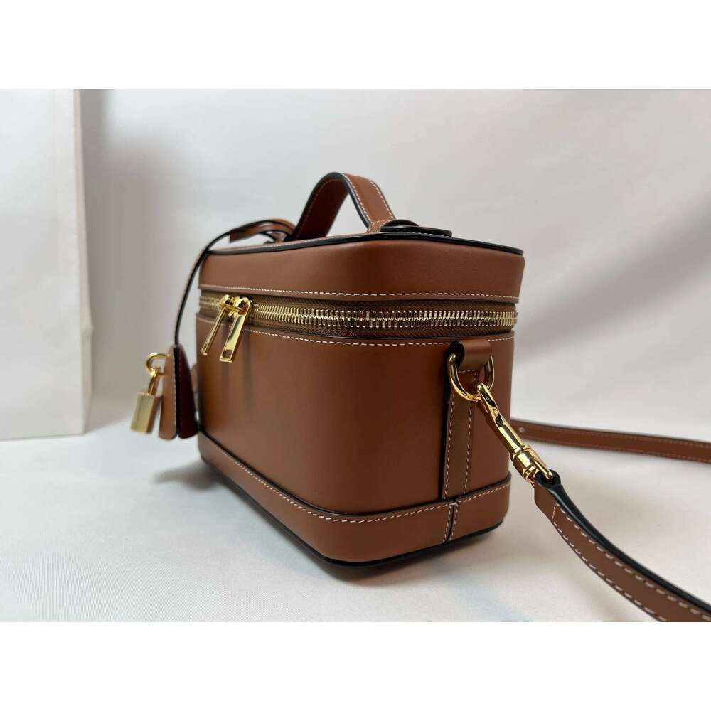 Women's Bags New Makeup One Shoulder Crossbody Versatile Practical Cowhide Fashionable Women's Bag