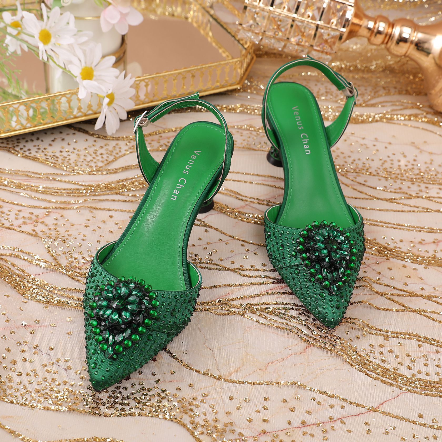Women's pointed fashion shoes with rhinestone flower head decoration, women's strap single shoes, comfortable plus size sandals
